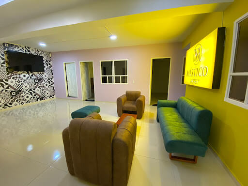 Hotel Mistico